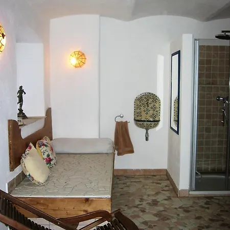 Altes Zuhaus Casa de Férias *